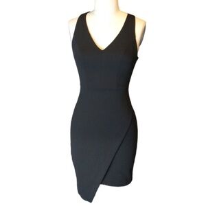 AAKAA BLACK SLEEVELESS VNECK DRESS SIZE SMALL NEW WITH TAGS
